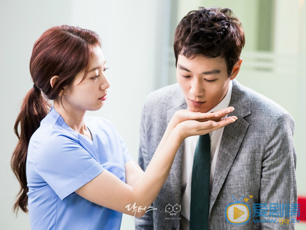 doctors第7集剧情预告 洪智弘洞悉刘惠静心意