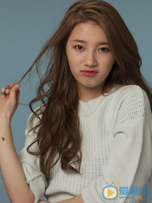 裴秀智包包代言照 裴秀智广告代言