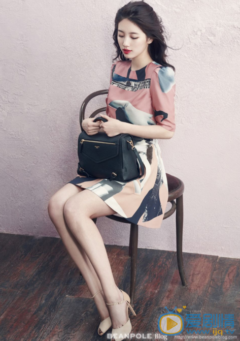 裴秀智包包代言照 裴秀智广告代言