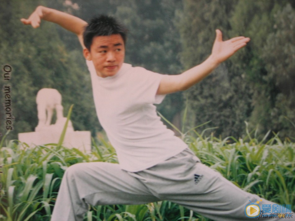 王宝强少林学武 王宝强高清写真_王宝强高清剧照