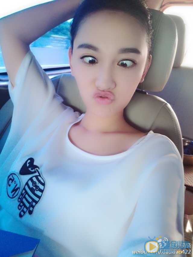 孙骁骁卖萌照 孙骁骁高清写真_孙骁骁高清剧照