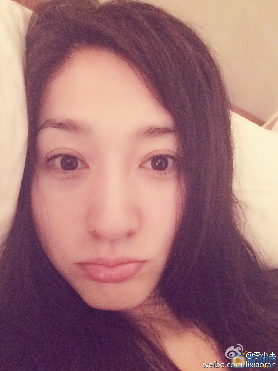 李小冉嘟嘴照 李小冉嘟嘴照