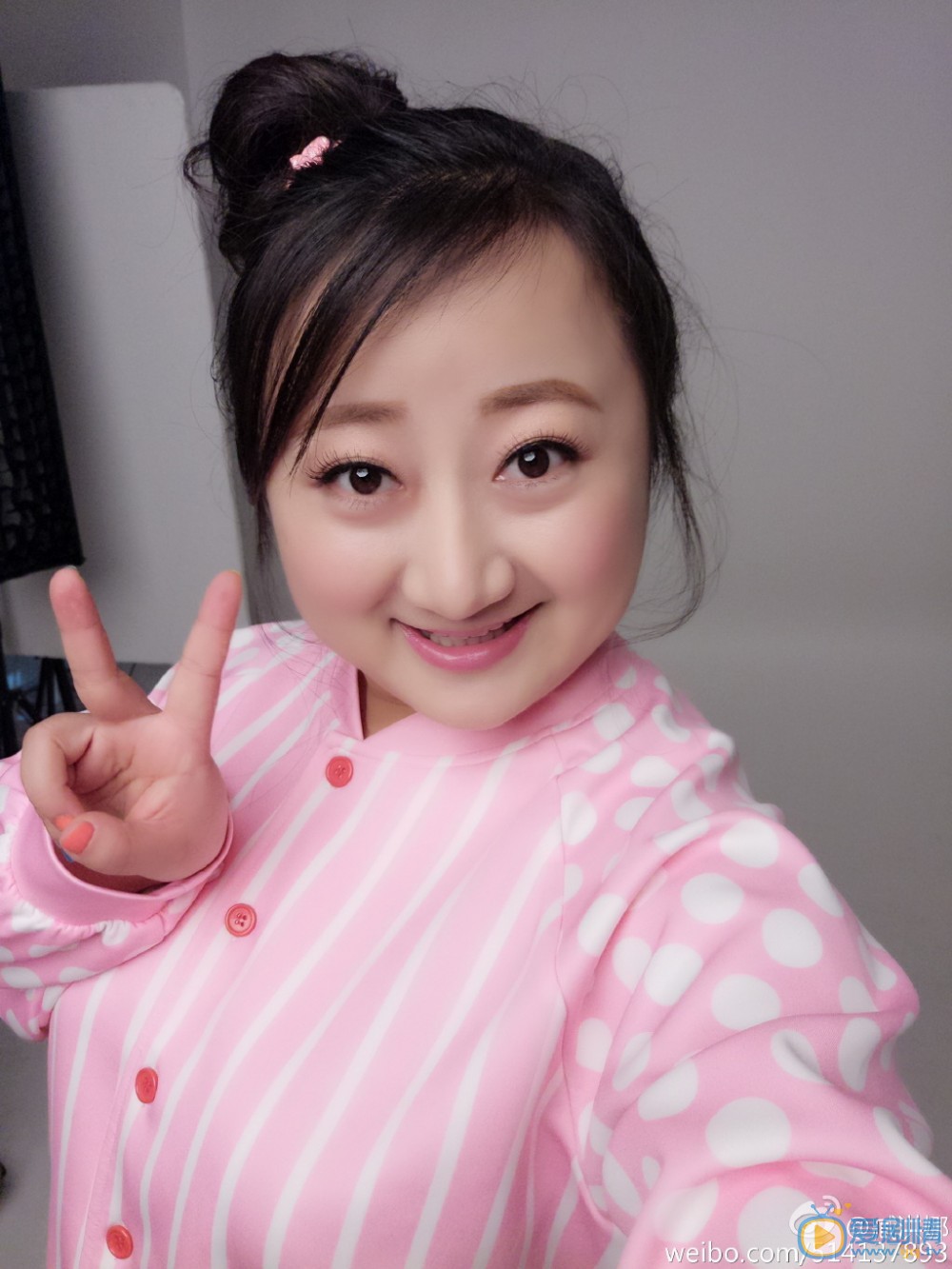 臧洪娜自拍照 臧洪娜高清写真_臧洪娜高清剧照