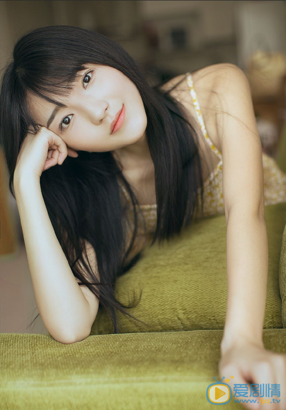 白卉子清新写真 白卉子高清写真_白卉子高清剧照