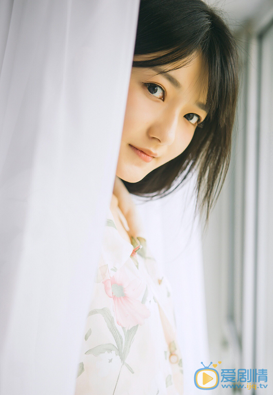 白卉子清新写真 白卉子高清写真_白卉子高清剧照