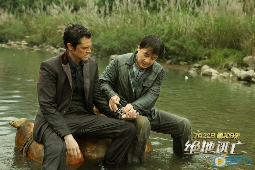 绝地逃亡即将上映 成龙62岁依然任性照“打”不误  绝地逃亡剧情介绍