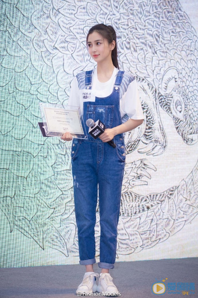 杨颖公益活动照 杨颖高清写真_杨颖高清剧照