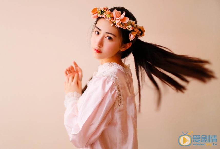 朱圣祎校园写真大片 朱圣祎高清写真_朱圣祎高清剧照