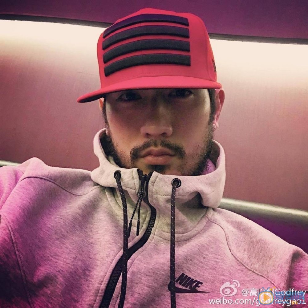 高以翔生活照 高以翔高清写真_高以翔高清剧照