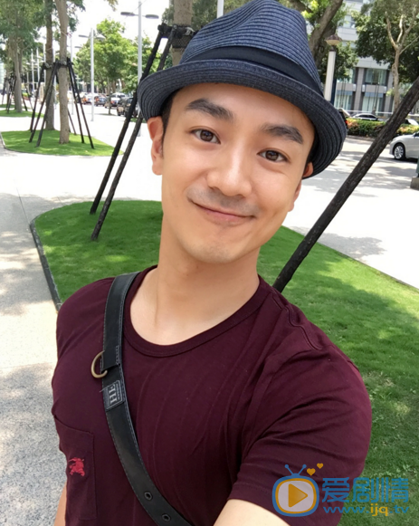林佑威自拍照 林佑威自拍照