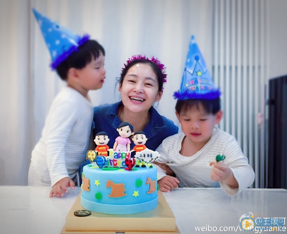 王媛可双胞胎儿子照 王媛可高清写真_王媛可高清剧照