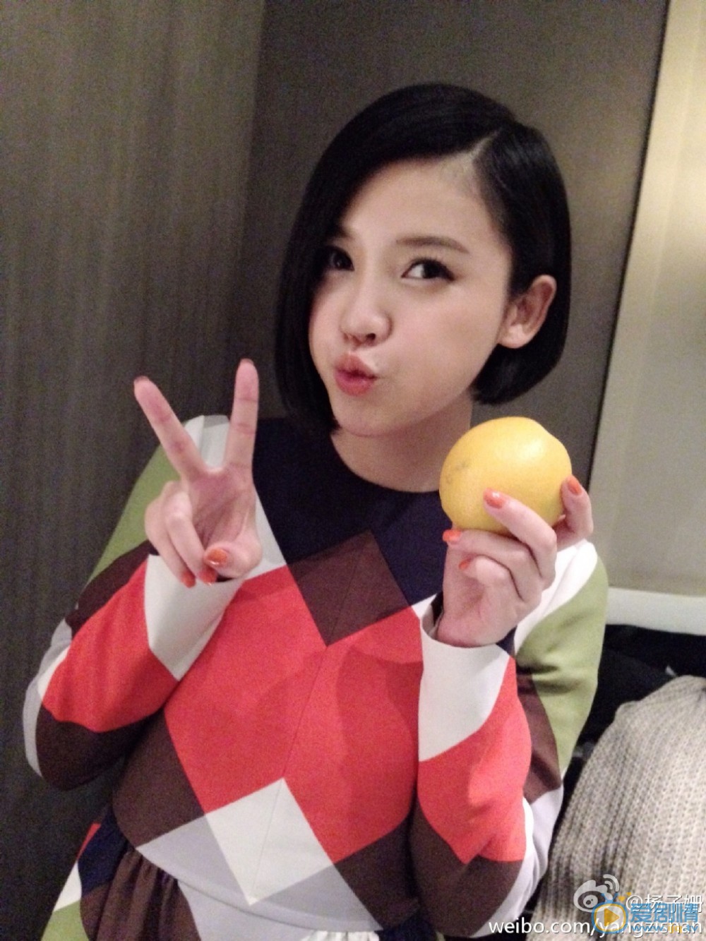 杨子姗逗比表情包 杨子姗高清写真_杨子姗高清剧照