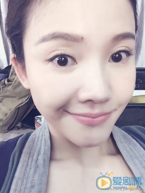 杨子姗逗比表情包 杨子姗高清写真_杨子姗高清剧照
