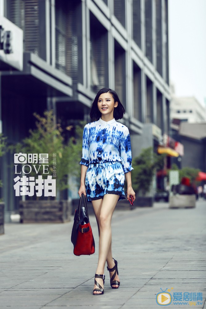 杨子姗街拍大片 杨子珊时尚街拍大片