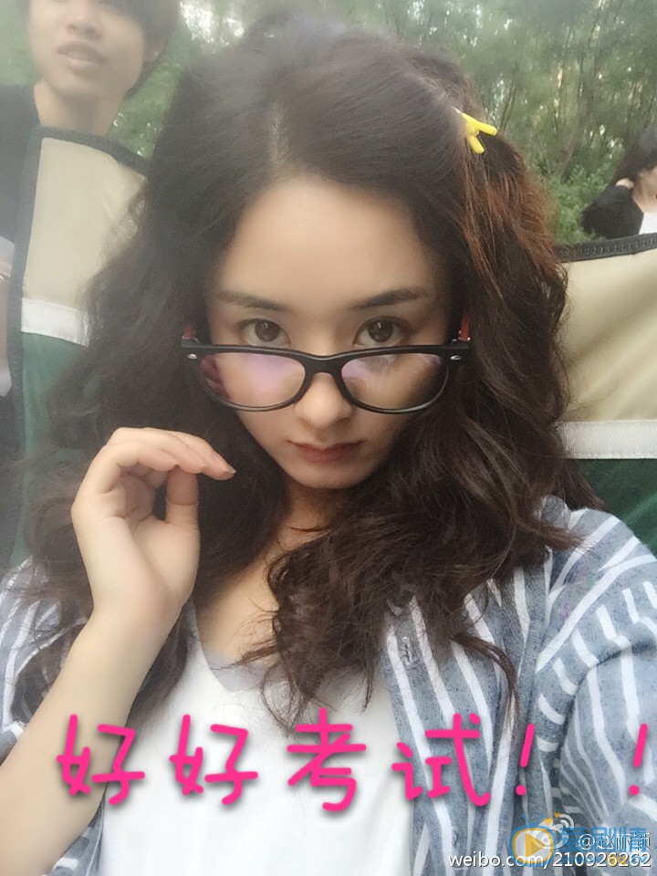 赵丽颖卖萌照 赵丽颖高清写真_赵丽颖高清剧照
