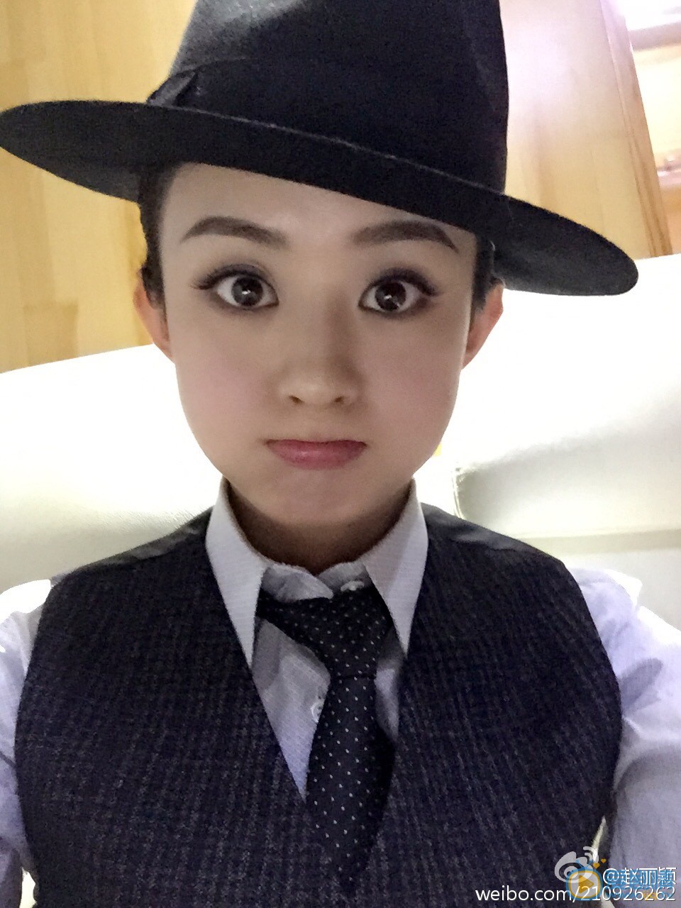 赵丽颖卖萌照 赵丽颖高清写真_赵丽颖高清剧照