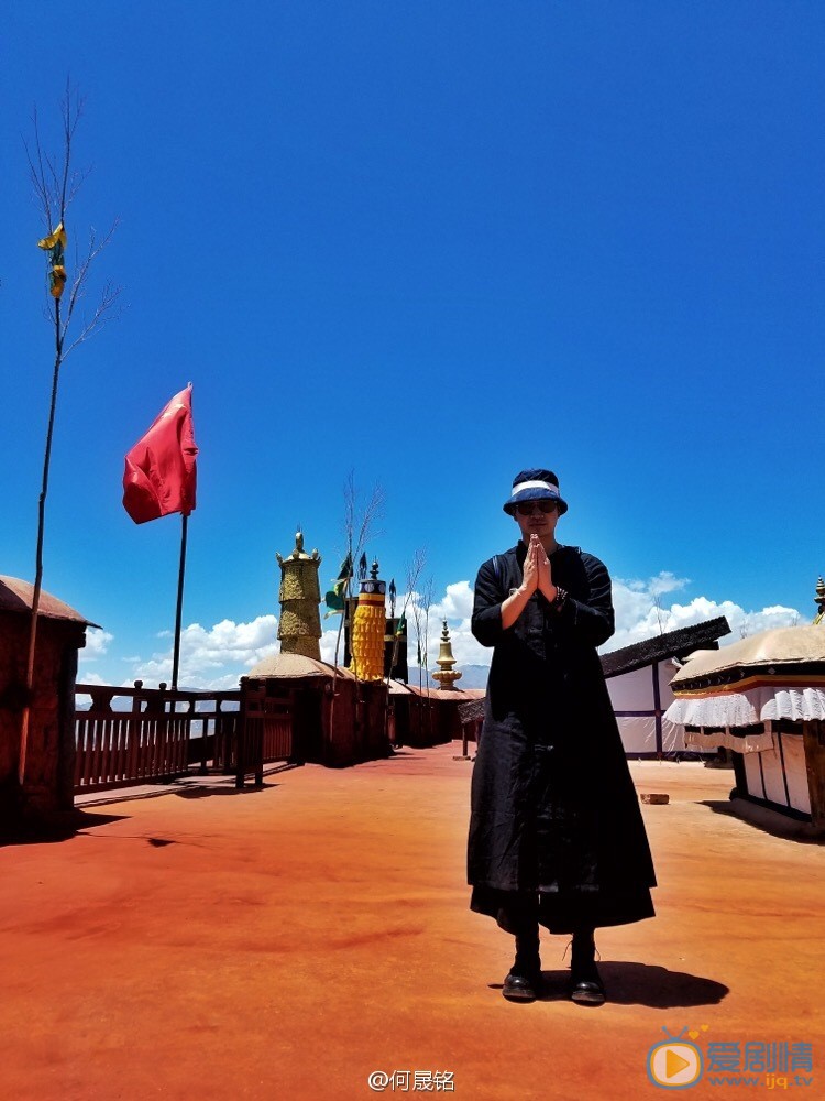 何晟铭旅行照 何晟铭高清写真_何晟铭高清剧照