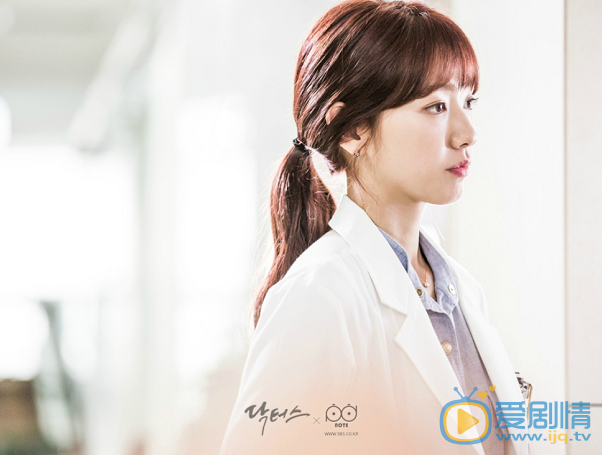 doctors第11集剧情介绍 刘惠静情敌登场 惠静向洪智弘表达爱意