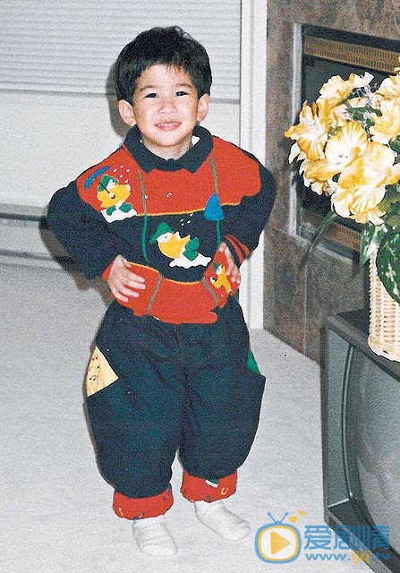 李治廷同年小时候照 李治廷高清写真_李治廷高清剧照