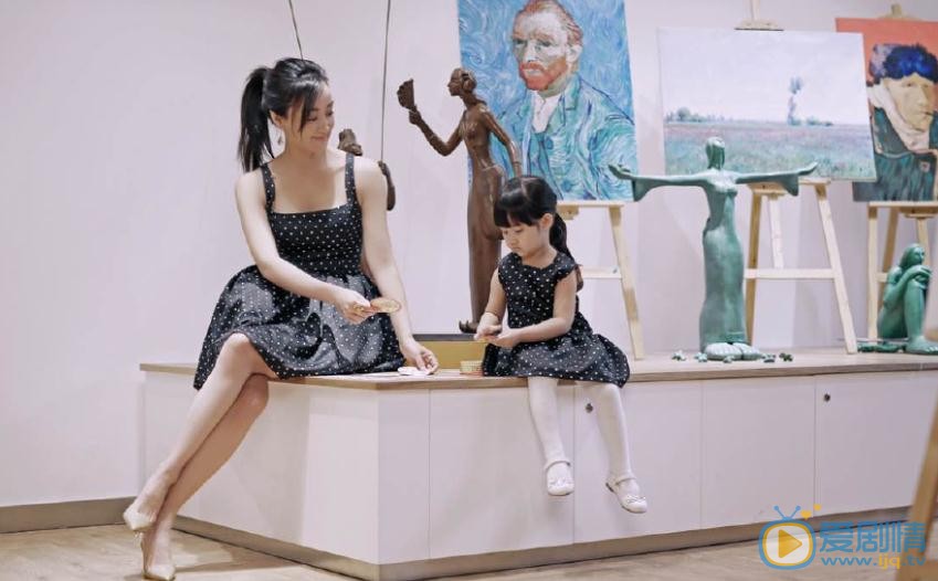 赵子琪母女合照 赵子琪高清写真_赵子琪高清剧照