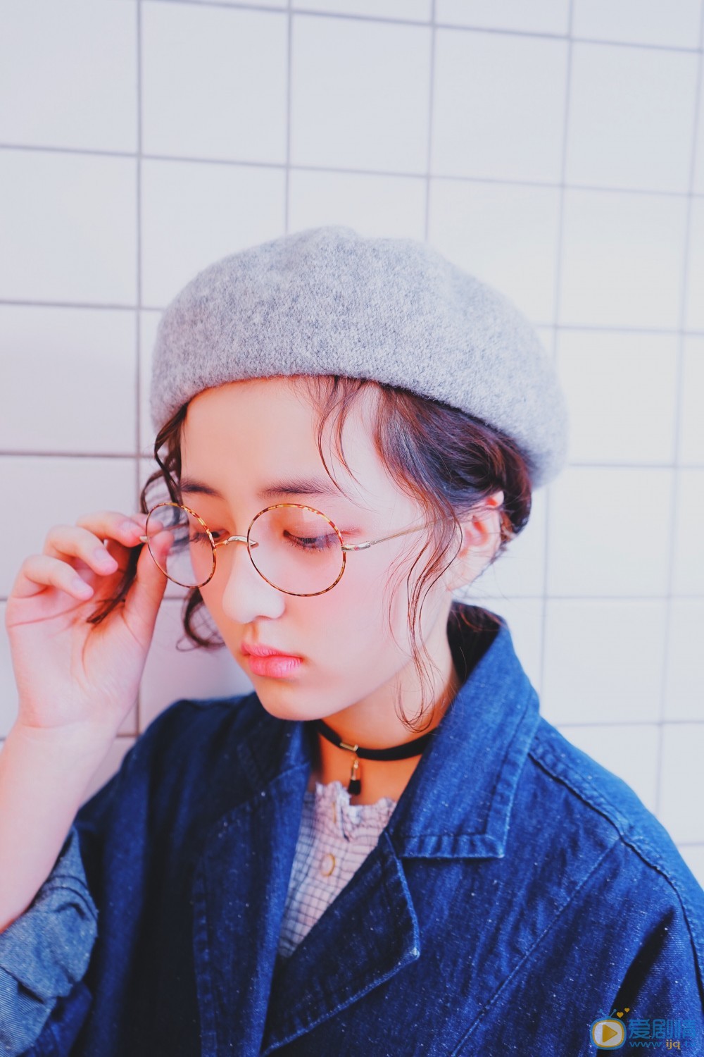 张子枫牛仔写真照 张子枫高清写真_张子枫高清剧照
