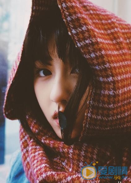 张子枫休闲写真照 张子枫高清写真_张子枫高清剧照