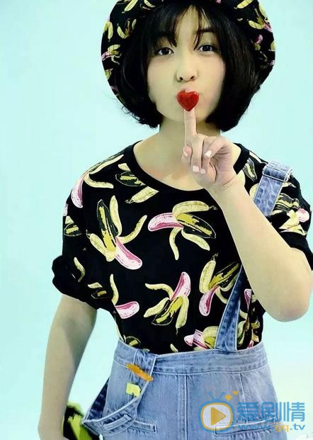 张子枫杂志照 张子枫高清写真_张子枫高清剧照