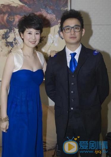 黄磊颁奖典礼照 黄磊高清写真_黄磊高清剧照