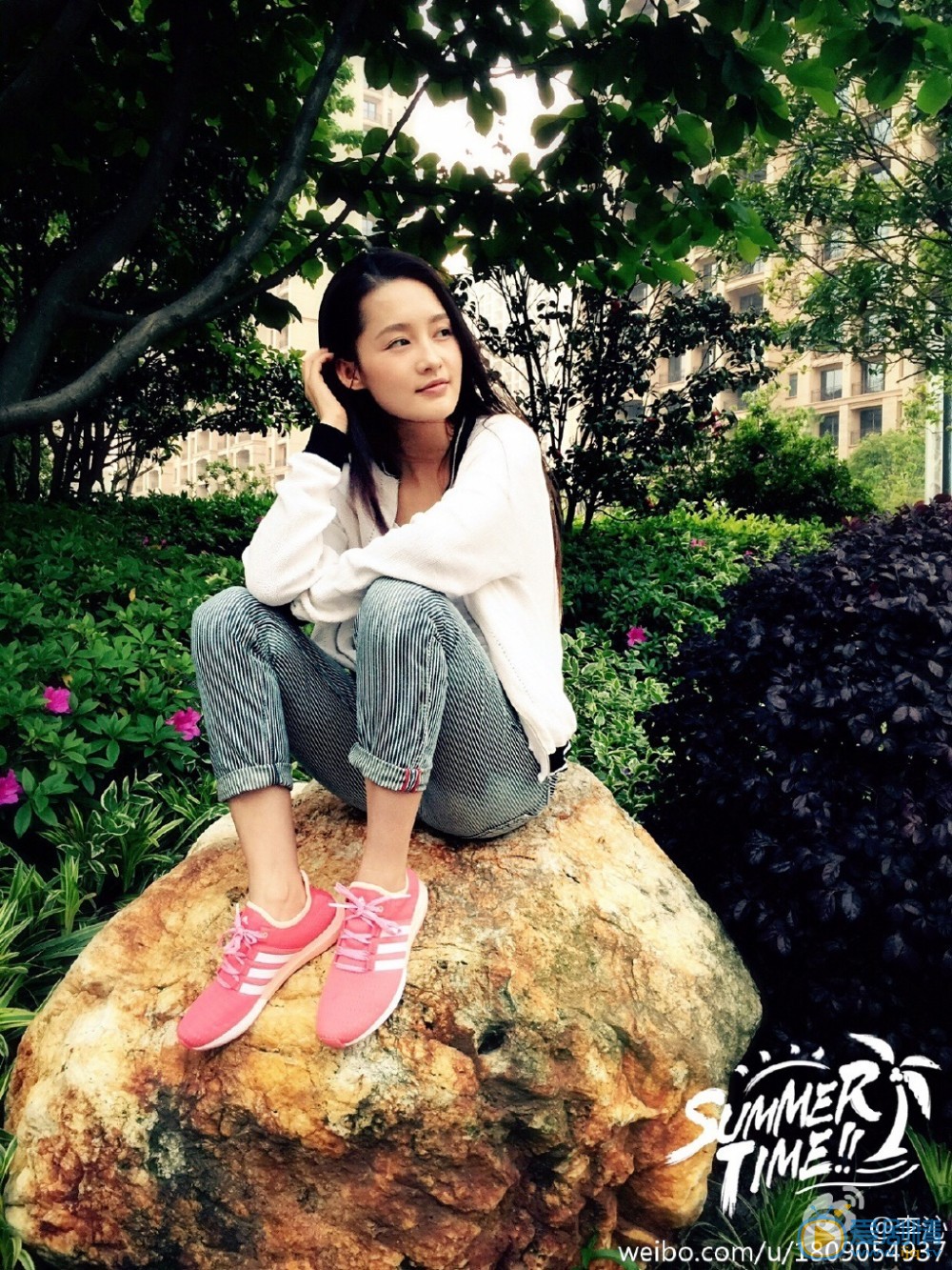 李沁生活照 李沁高清写真_李沁高清剧照