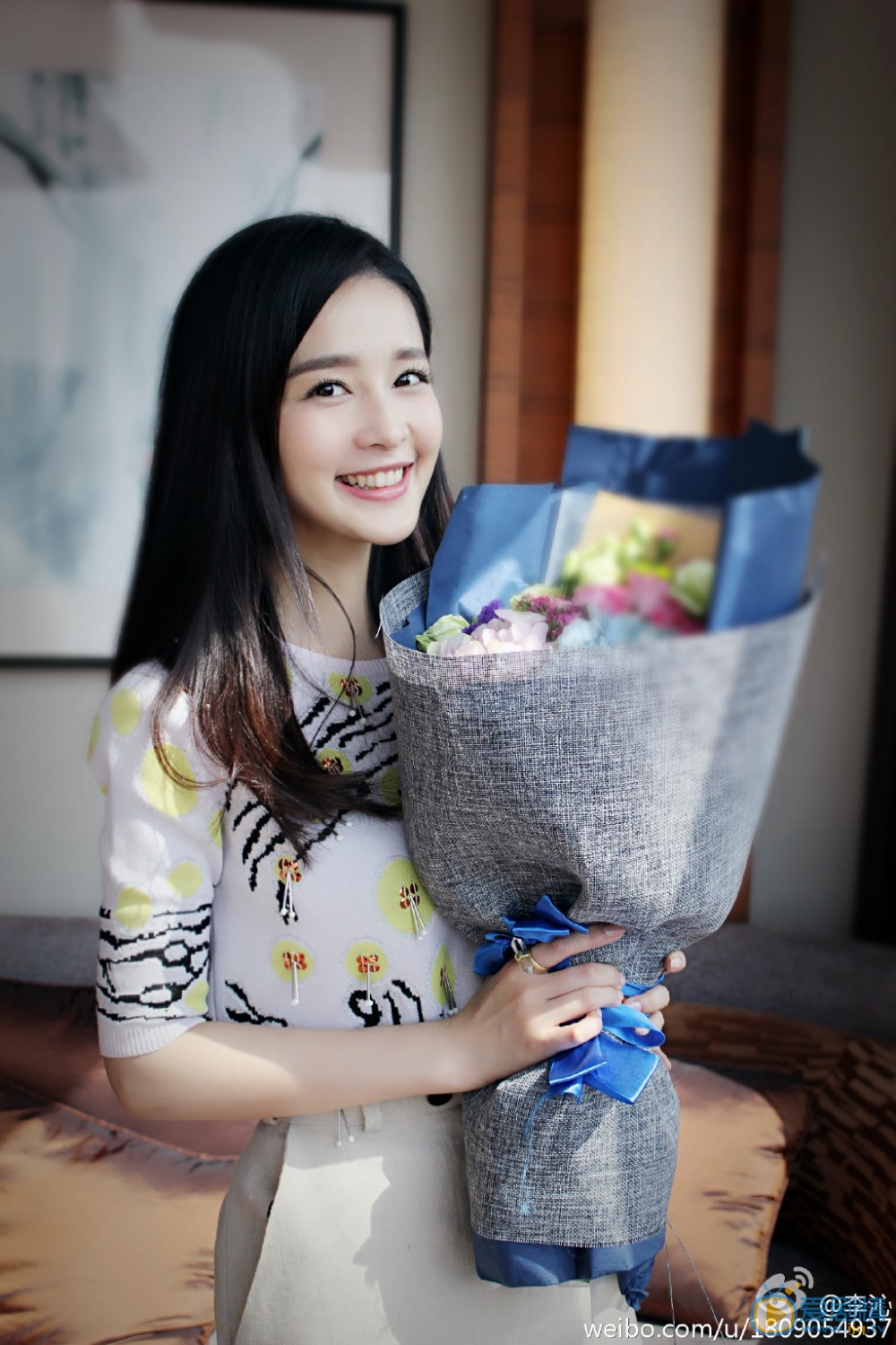 李沁生活照 李沁高清写真_李沁高清剧照