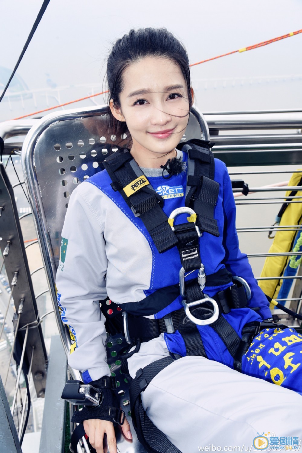 李沁《我们相爱吧》节目照 李沁高清写真_李沁高清剧照