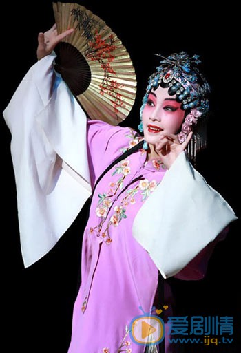 李沁李沁表演昆曲照 李沁高清写真_李沁高清剧照