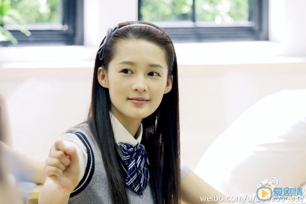 李沁《原来你还在这里》剧照 李沁高清写真_李沁高清剧照
