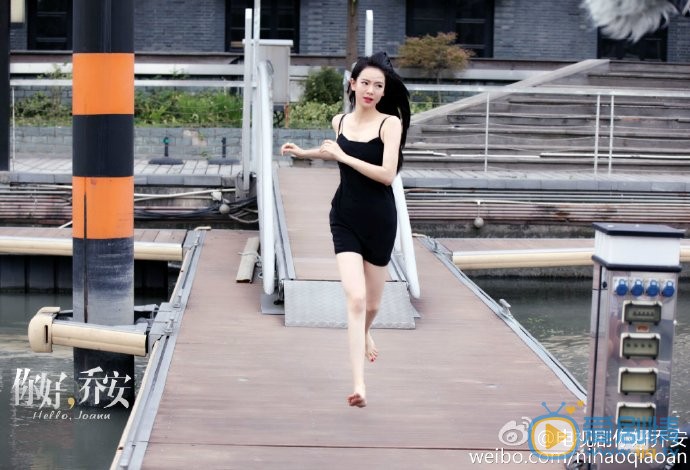  你好乔安女王霸气登场  戚薇产后复出大秀火辣身材