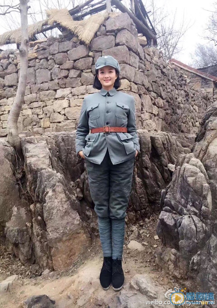 李梅可最爱军装照 李梅可高清写真_李梅可高清剧照