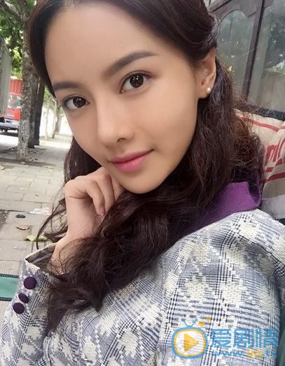 张芷溪片场照 张芷溪片场照