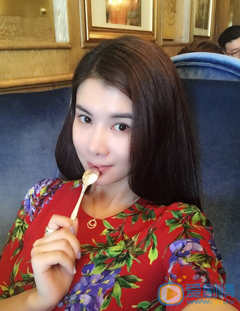  你好乔安闫涵是谁扮演的？闫涵扮演者王笛个人资料及写真生活照欣赏