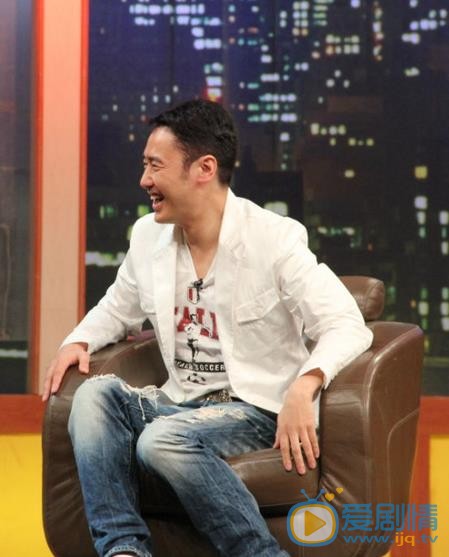 吴秀波《文化视点》节目照 吴秀波高清写真_吴秀波高清剧照