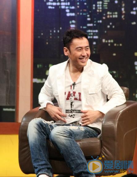 吴秀波《文化视点》节目照 吴秀波高清写真_吴秀波高清剧照