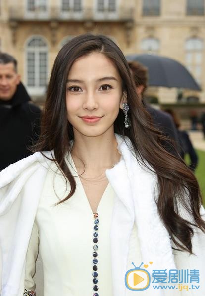 Angelababy出席典礼照 Angelababy出席典礼照