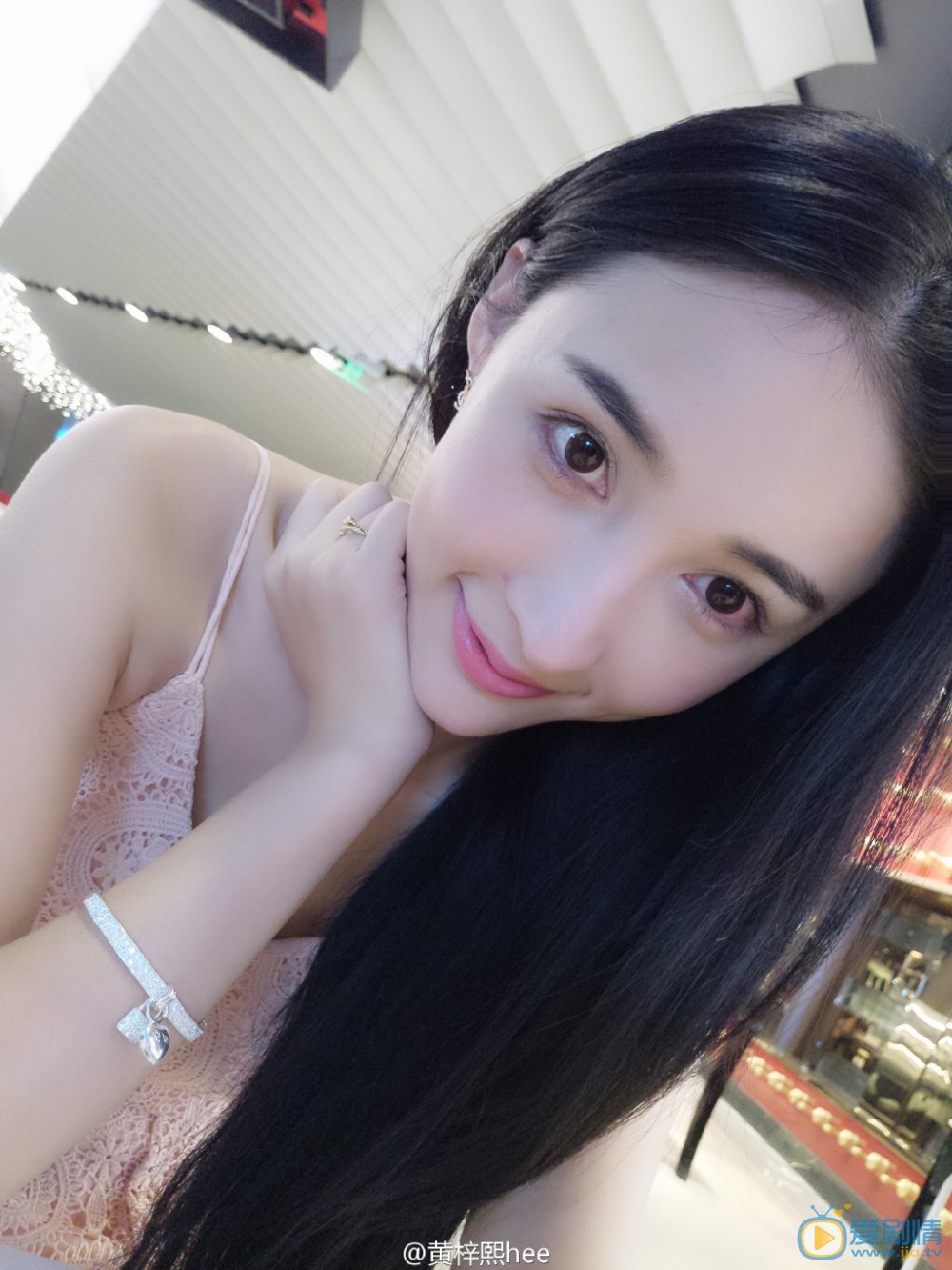 老九门莫测扮演者黄梓熙写真及生活照欣赏