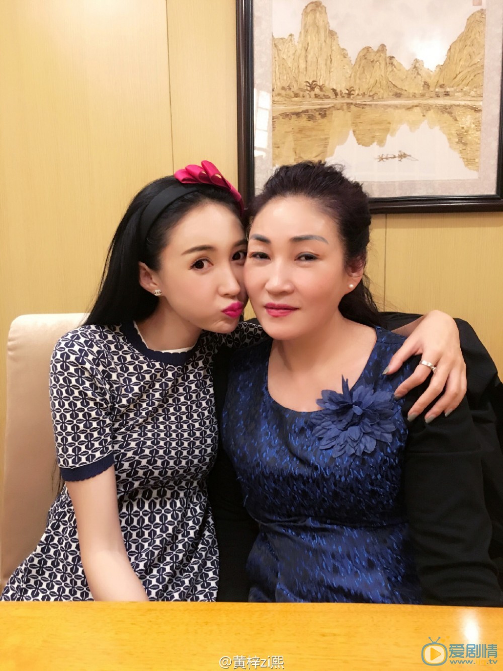 黄梓熙嘟嘴卖萌照 黄梓熙高清写真_黄梓熙高清剧照