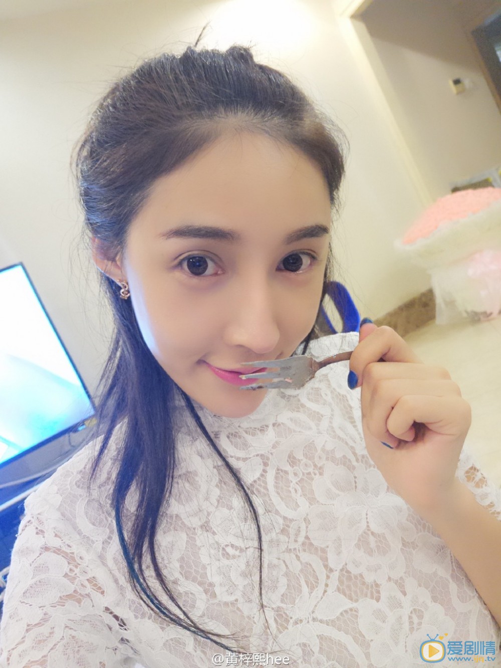 黄梓熙嘟嘴卖萌照 黄梓熙高清写真_黄梓熙高清剧照