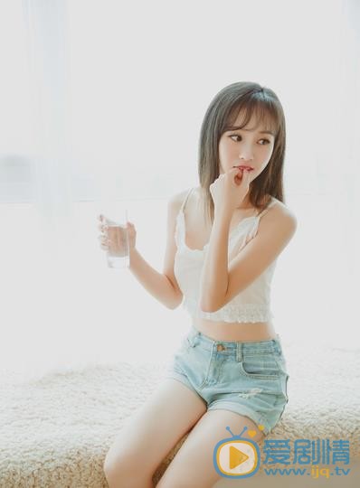 冯芷墨清纯写真