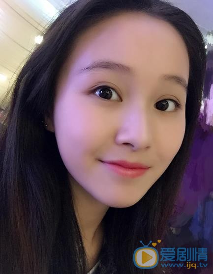 冯芷墨生活照 冯芷墨高清写真_冯芷墨高清剧照