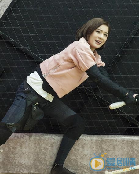 袁姗姗疯狂的麦咭节目照 袁姗姗高清写真_袁姗姗高清剧照