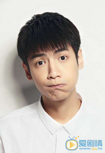罗云熙搞怪自拍 罗云熙高清写真_罗云熙高清剧照