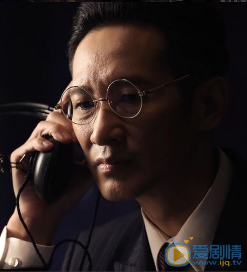 王劲松《麻雀》剧照 王劲松高清写真_王劲松高清剧照