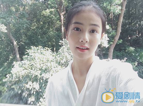 白鹿生活照 白鹿高清写真_白鹿高清剧照