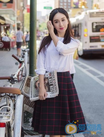 娄艺潇街拍写真 娄艺潇高清写真_娄艺潇高清剧照